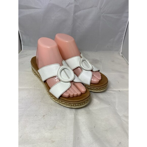 Baretraps Posture+ Bliss Wedge Slip-on Sandals White Women's 8M - Picture 1 of 8